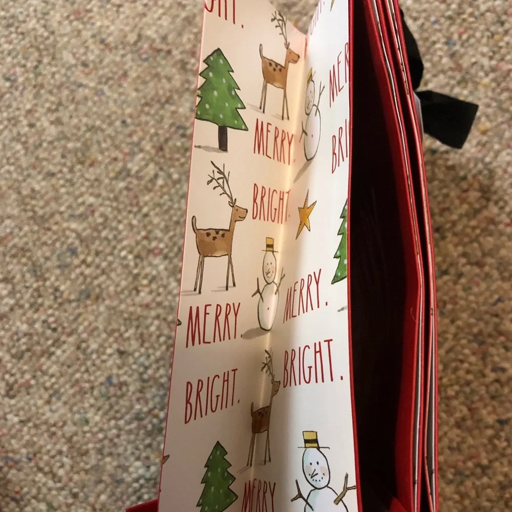 🆕 Rae Dunn MERRY and BRIGHT Gift Bags with Tags 3 Pack